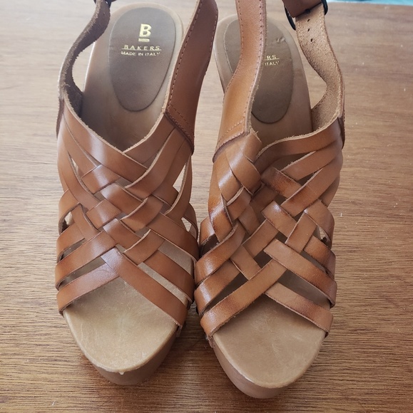 Shoes - Picture 4 of 4